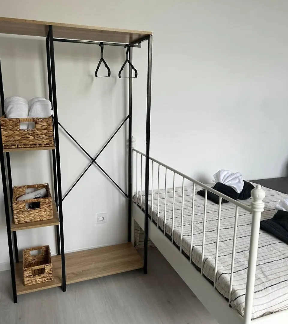 Apartment Pirostka Vintage Room Sofia